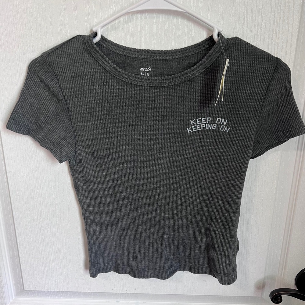 Aerie Womens XS Charcoal Grey Ribbed Waffle Knit Keep On Keeping On Graphic Tee